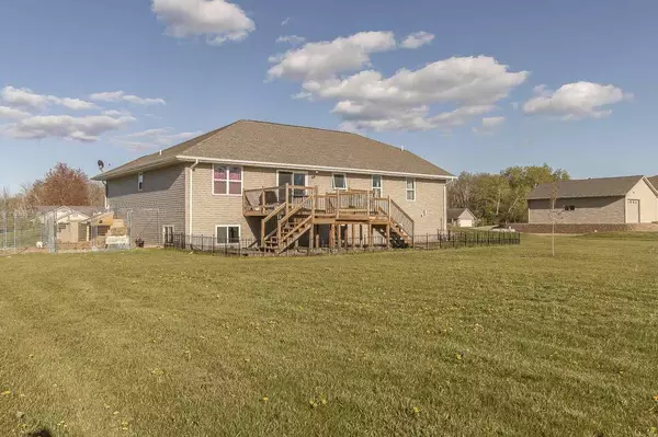 Pulaski, WI 54162,409 FALCON CIR
