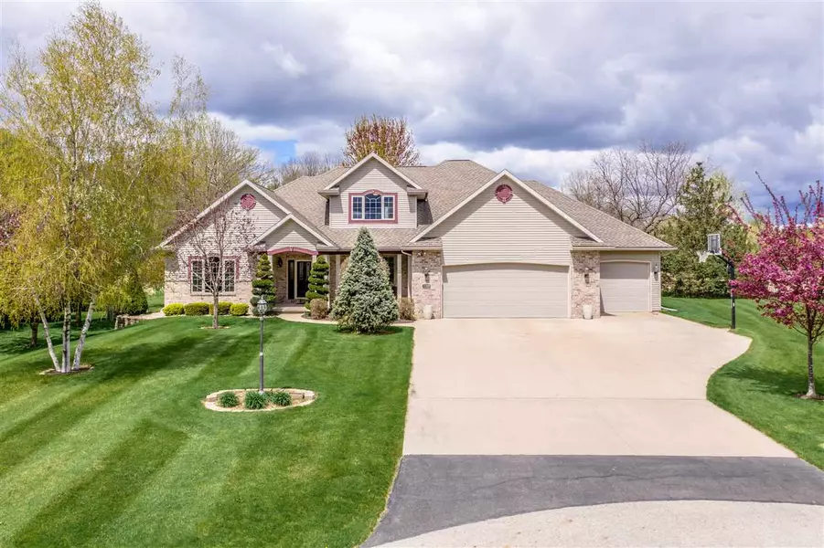 N1939 JEREMY CT, Greenville, WI 54942