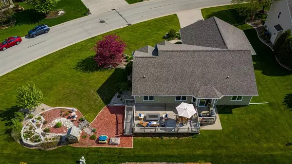 Appleton, WI 54913,4367 N BULL RUSH DR