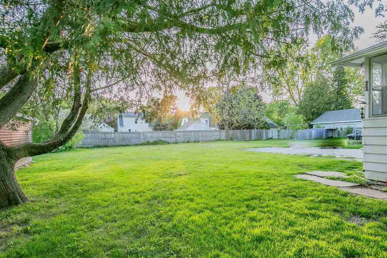 Appleton, WI 54914,1521 N ALVIN ST