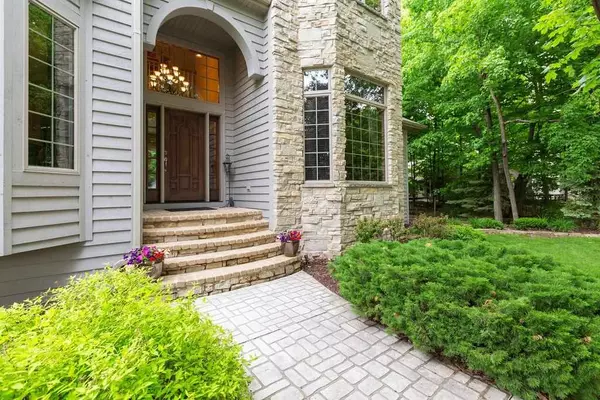 Neenah, WI 54956,510 BOSWORTH LN