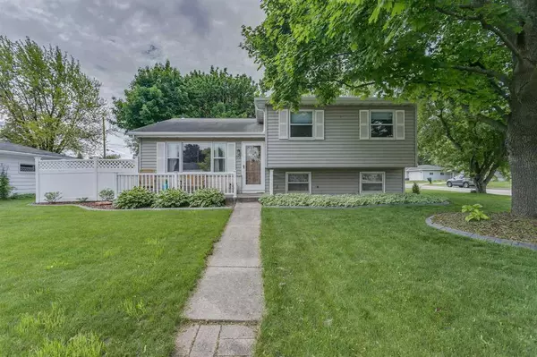 Neenah, WI 54956-3952,972 SUND ST