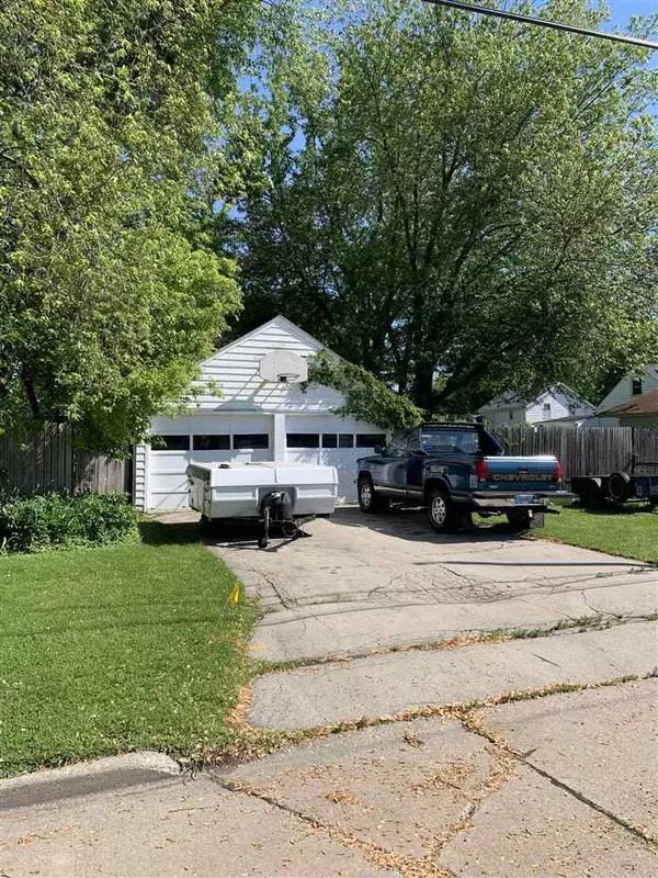 Appleton, WI 54911,1424 N GRACELAND AVE