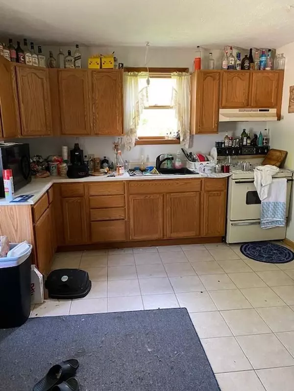 Neenah, WI 54956,627 S LAKE ST