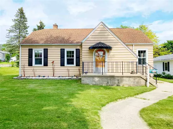 127 S PALMATORY ST, Horicon, WI 53032