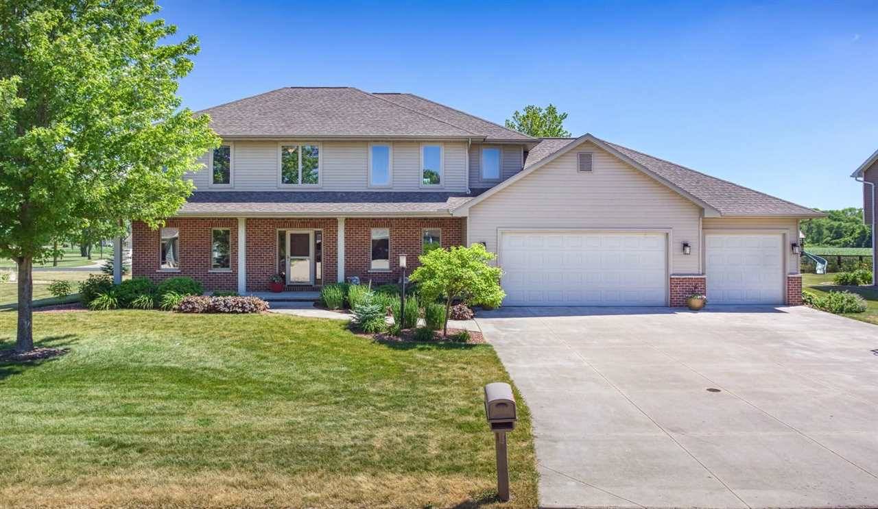 W6141 WILD CHERRY CT, Menasha, WI 54952