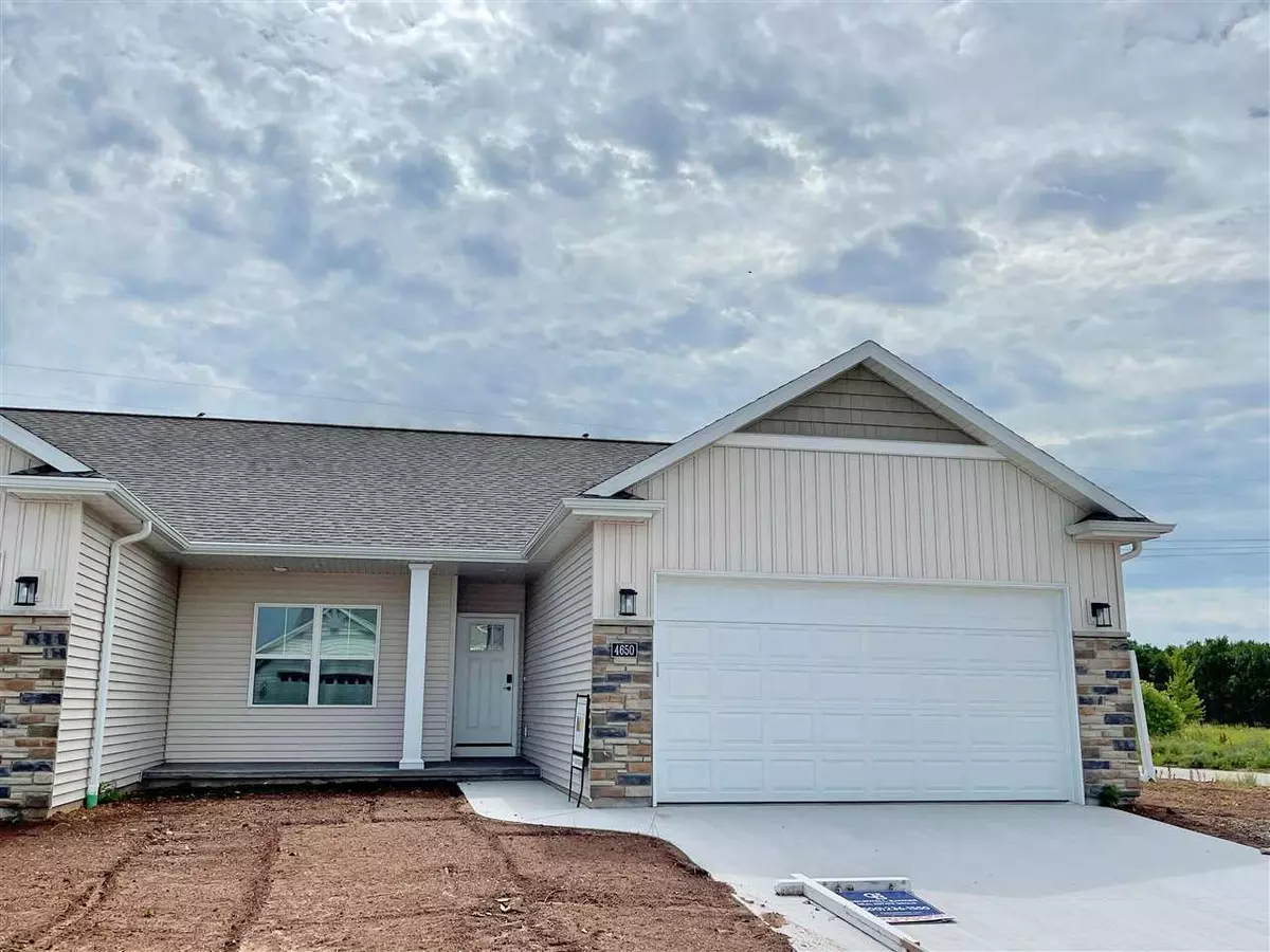 Appleton, WI 54913,4650 N CHERRYVALE AVE