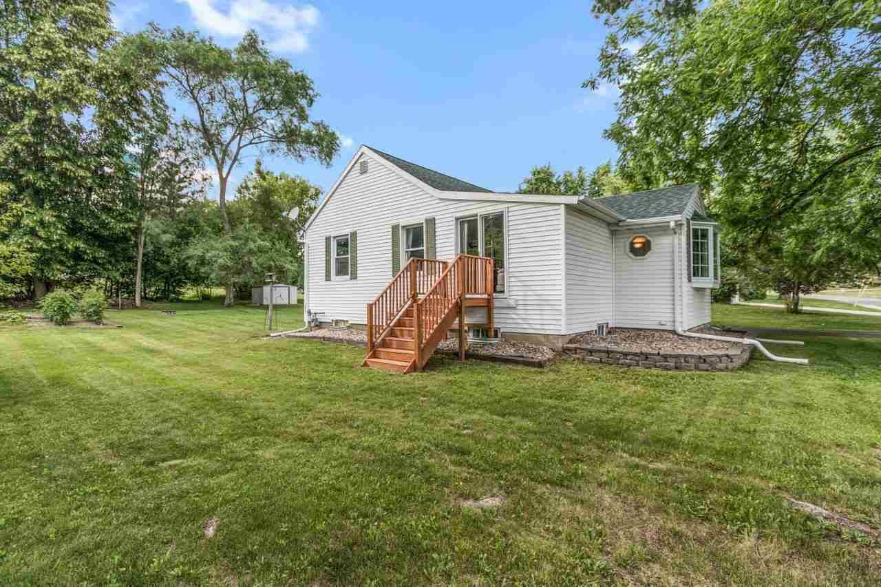 Hortonville, WI 54944,321 N PINE ST