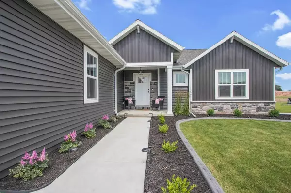 Appleton, WI 54913,2947 E BLUETOPAZ DR