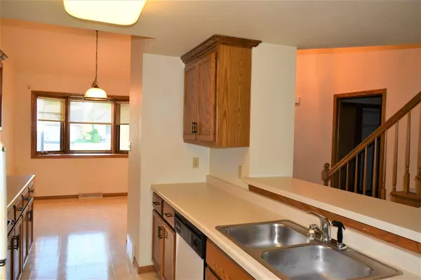 Neenah, WI 54956,979 SOLAR Pkwy
