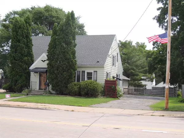 Appleton, WI 54911-2774,2102 N RICHMOND ST