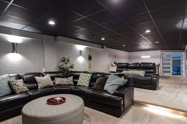 Appleton, WI 54914-5669,3217 S SOLITUDE LN
