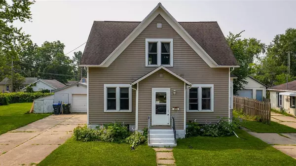 524 BRUCE ST, New London, WI 54961