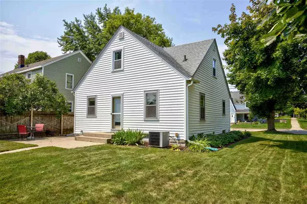 Appleton, WI 54915,1104 S LAWE ST
