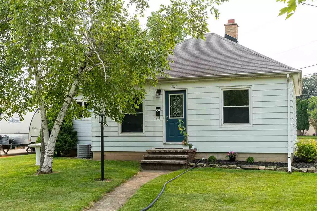 Appleton, WI 54915,1601 E JOHN ST