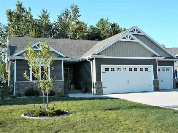 Appleton, WI 54913,5004 N SILKWOOD CIR