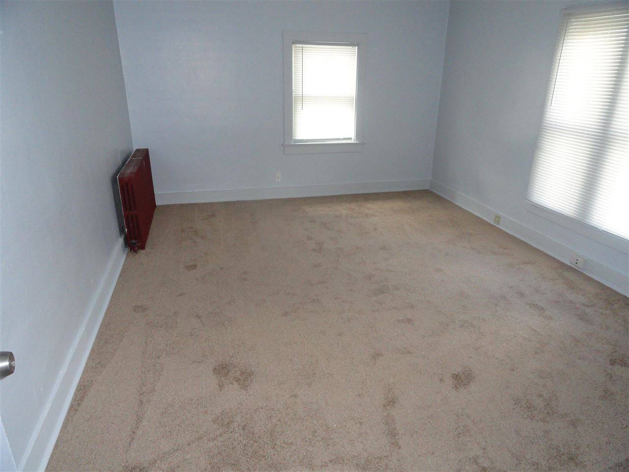 Appleton, WI 54914-5269,913 W LAWRENCE ST