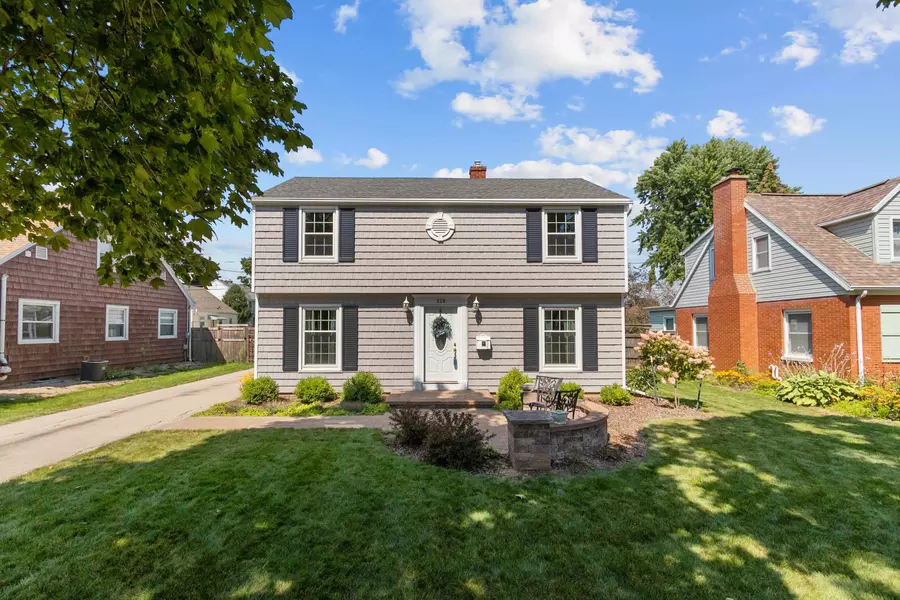 218 E FRANCES ST, Appleton, WI 54911-2973