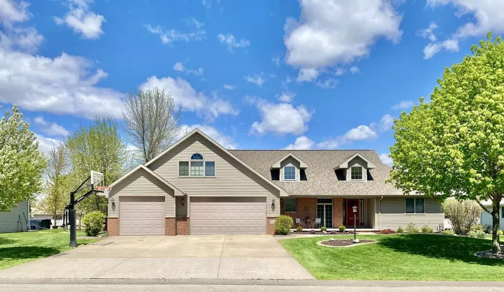 W5958 SWEET WILLIAM DR, Appleton, WI 54915