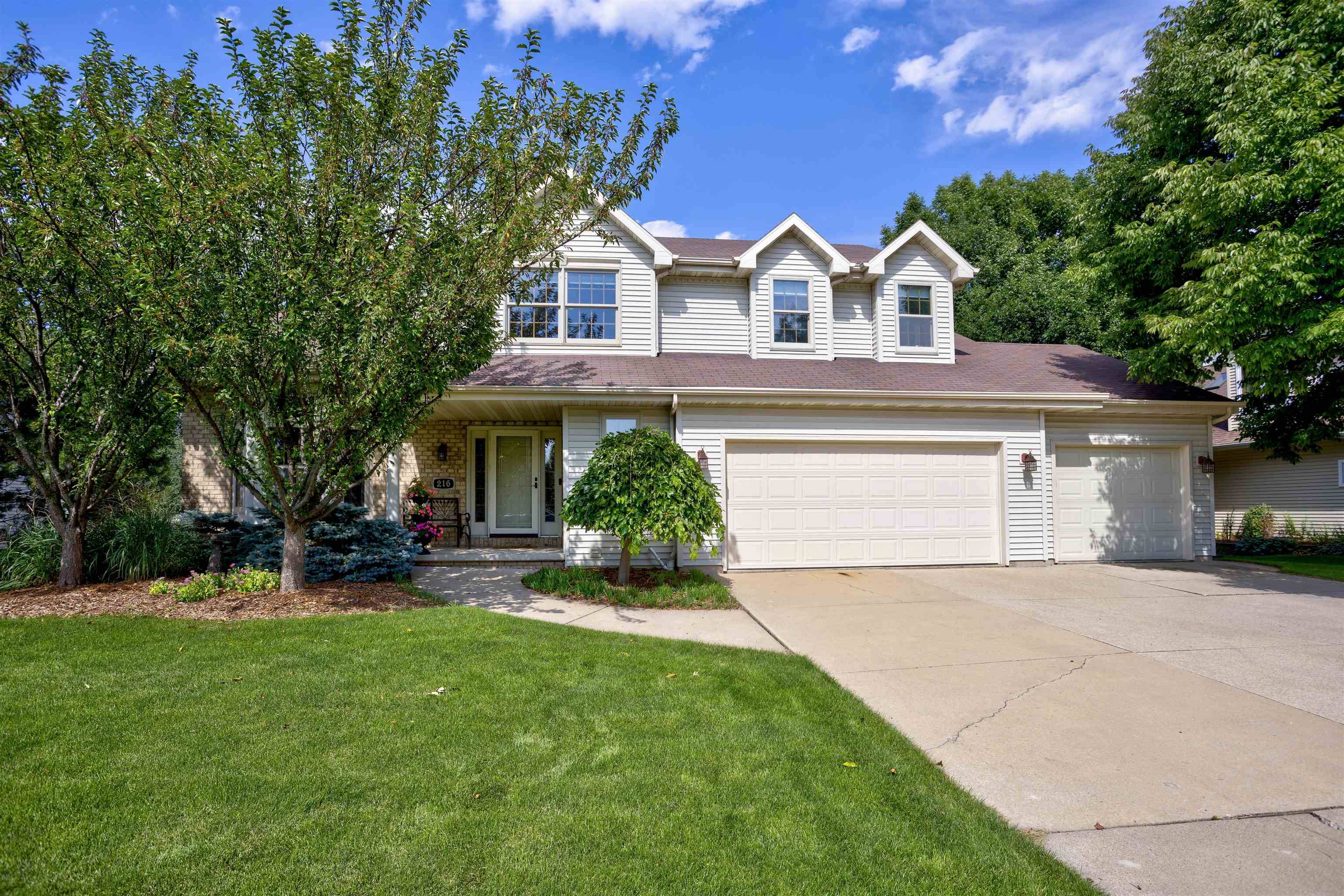 216 KRAFT ST, Neenah, WI 54956-4978