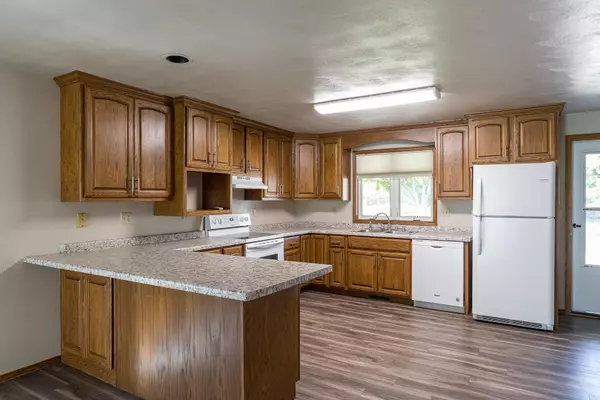 Appleton, WI 54913,3630 N TERRI LN