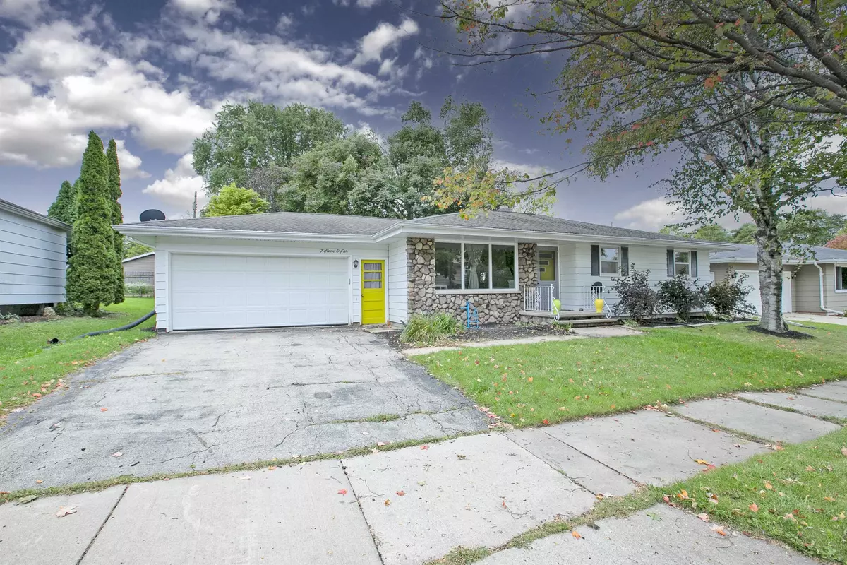 Appleton, WI 54914-2019,1505 W PERSHING ST