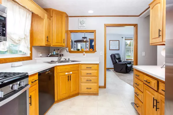 Appleton, WI 54911,1824 E PAULINE ST