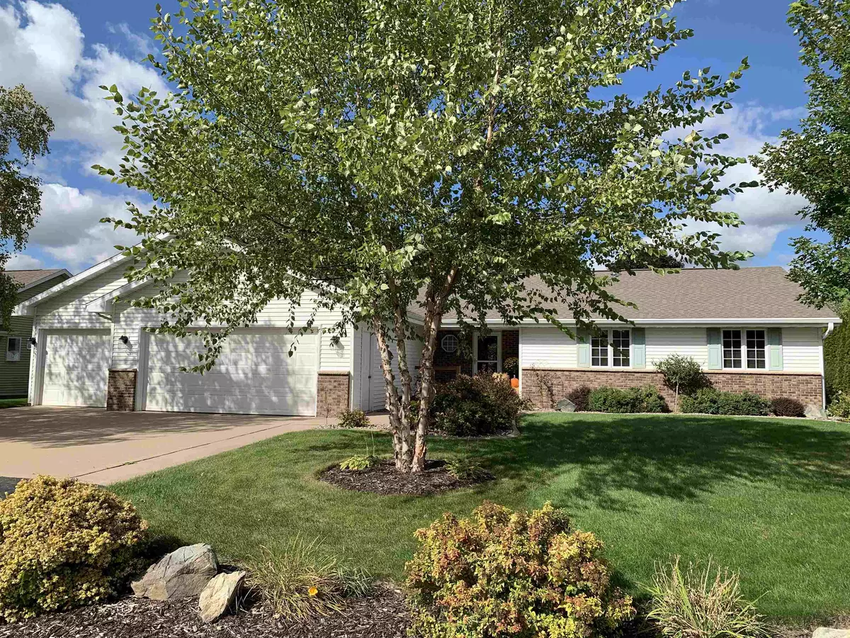 Appleton, WI 54915-7464,W6076 GOLDEN CT