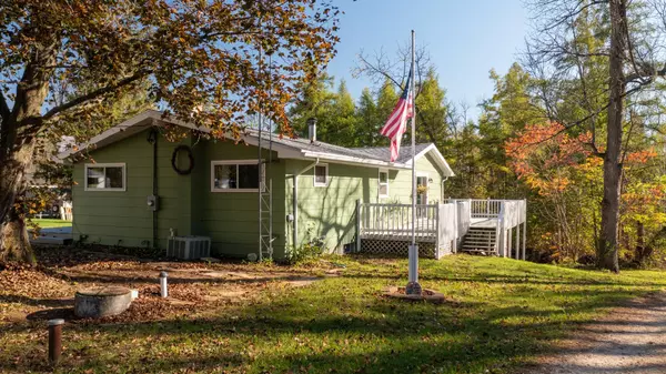 N5430 NUTTER ST, Pine River, WI 54984