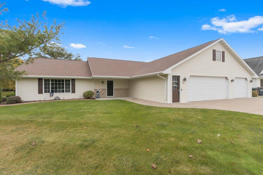 330 WINCHESTER DR, Seymour, WI 54165