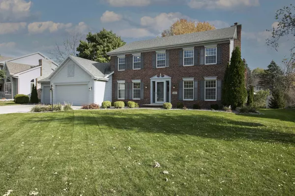 Appleton, WI 54914,3210 N RAMBLING ROSE DR