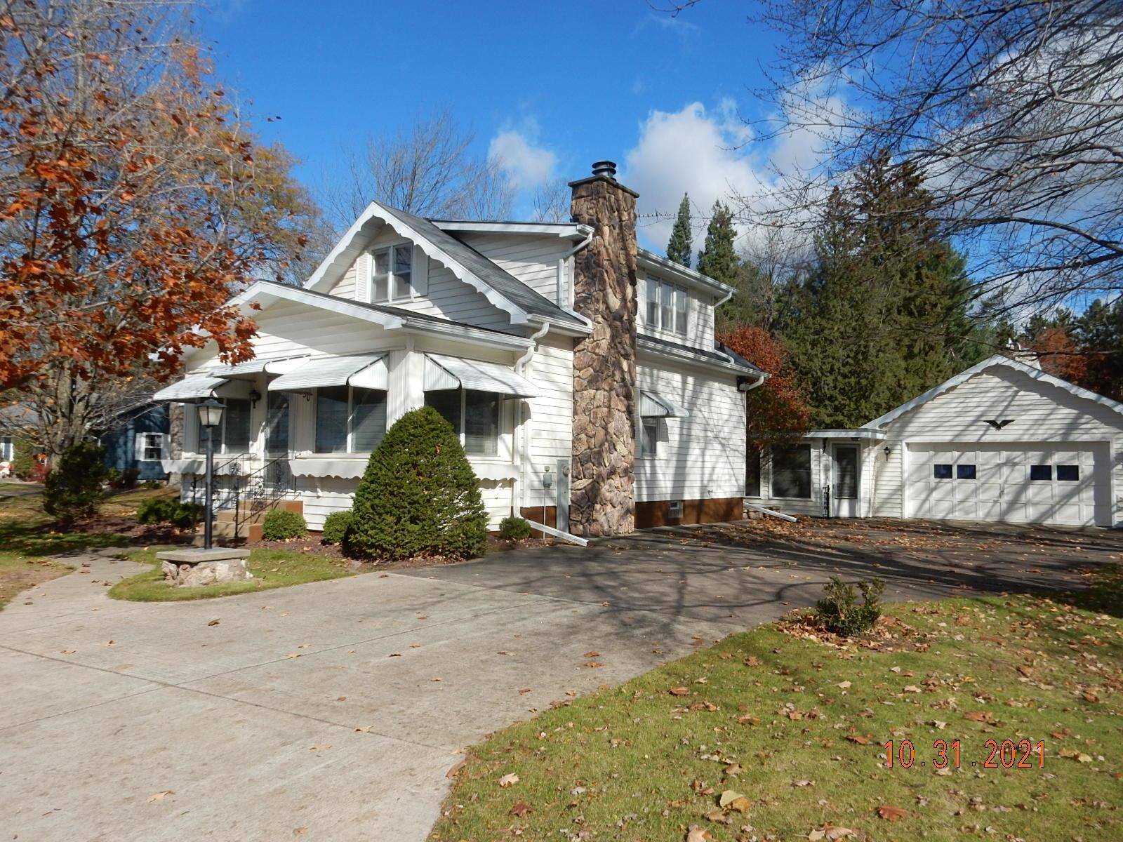 230 HIGH ST, Embarrass, WI 54933
