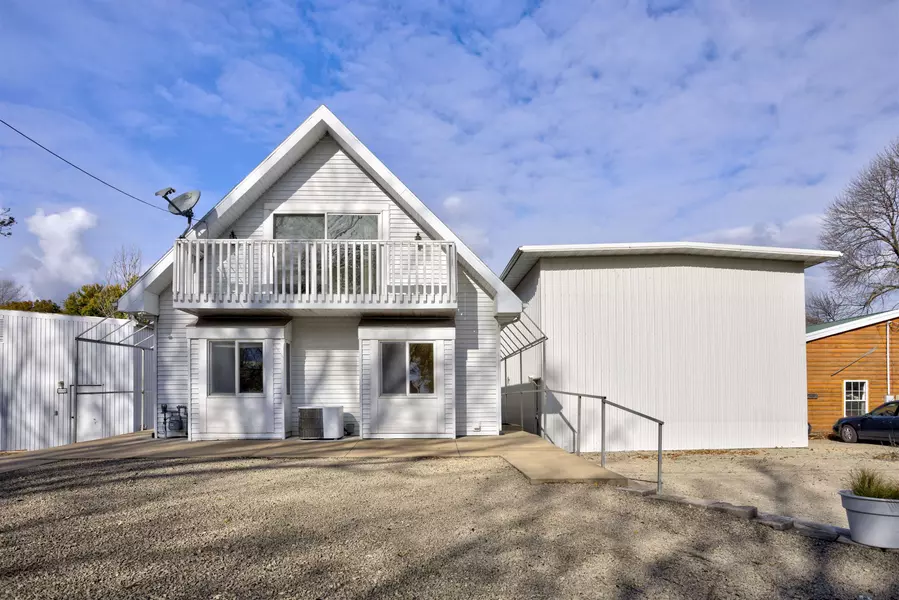 5005 ISLAND VIEW DR, Oshkosh, WI 54901