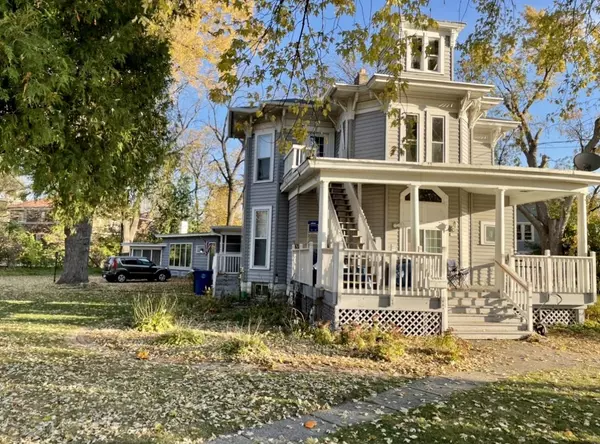 Oshkosh, WI 54901,1531 W NEW YORK AVE
