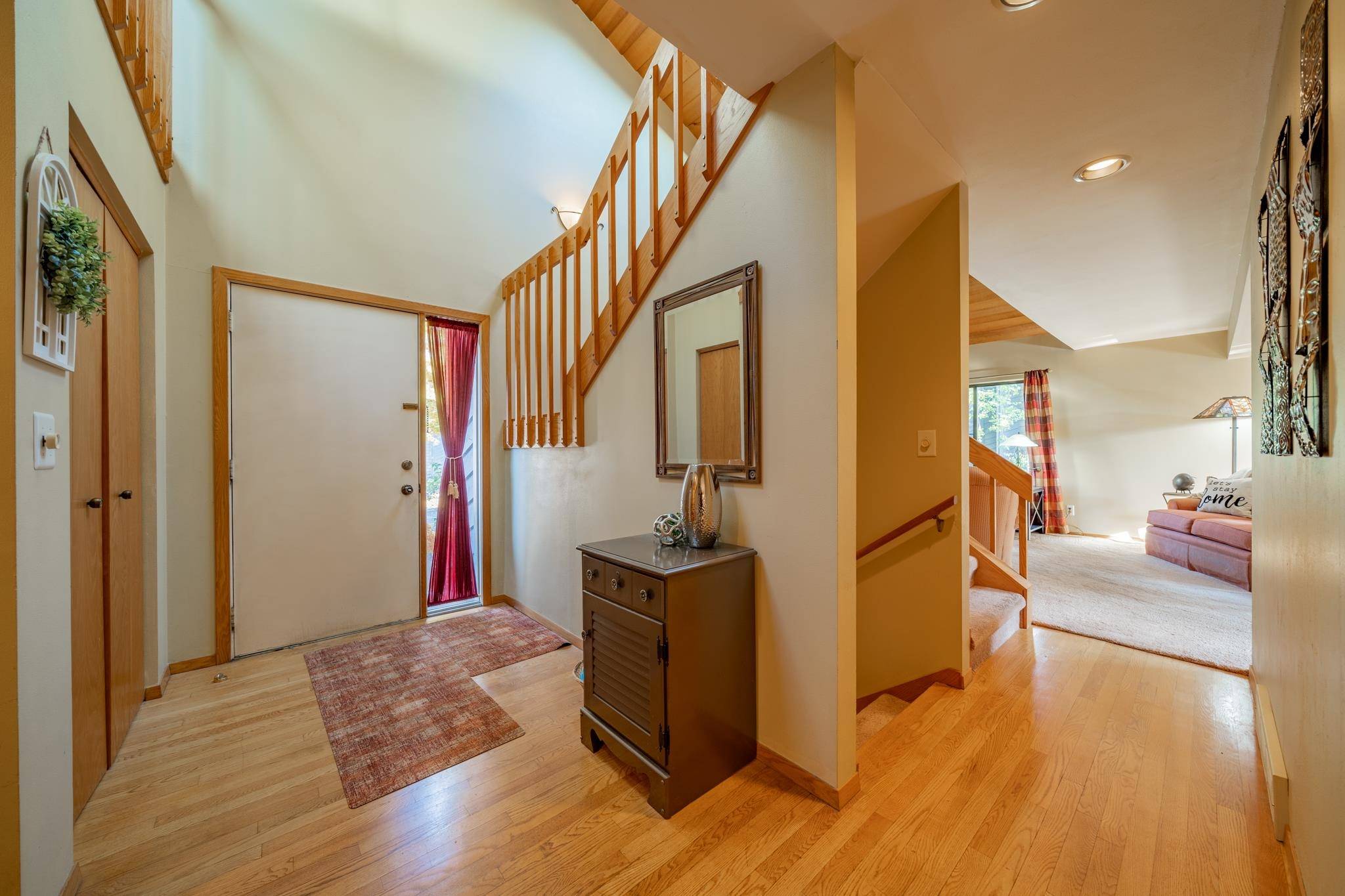 Appleton, WI 54911,827 E WINDFIELD PL