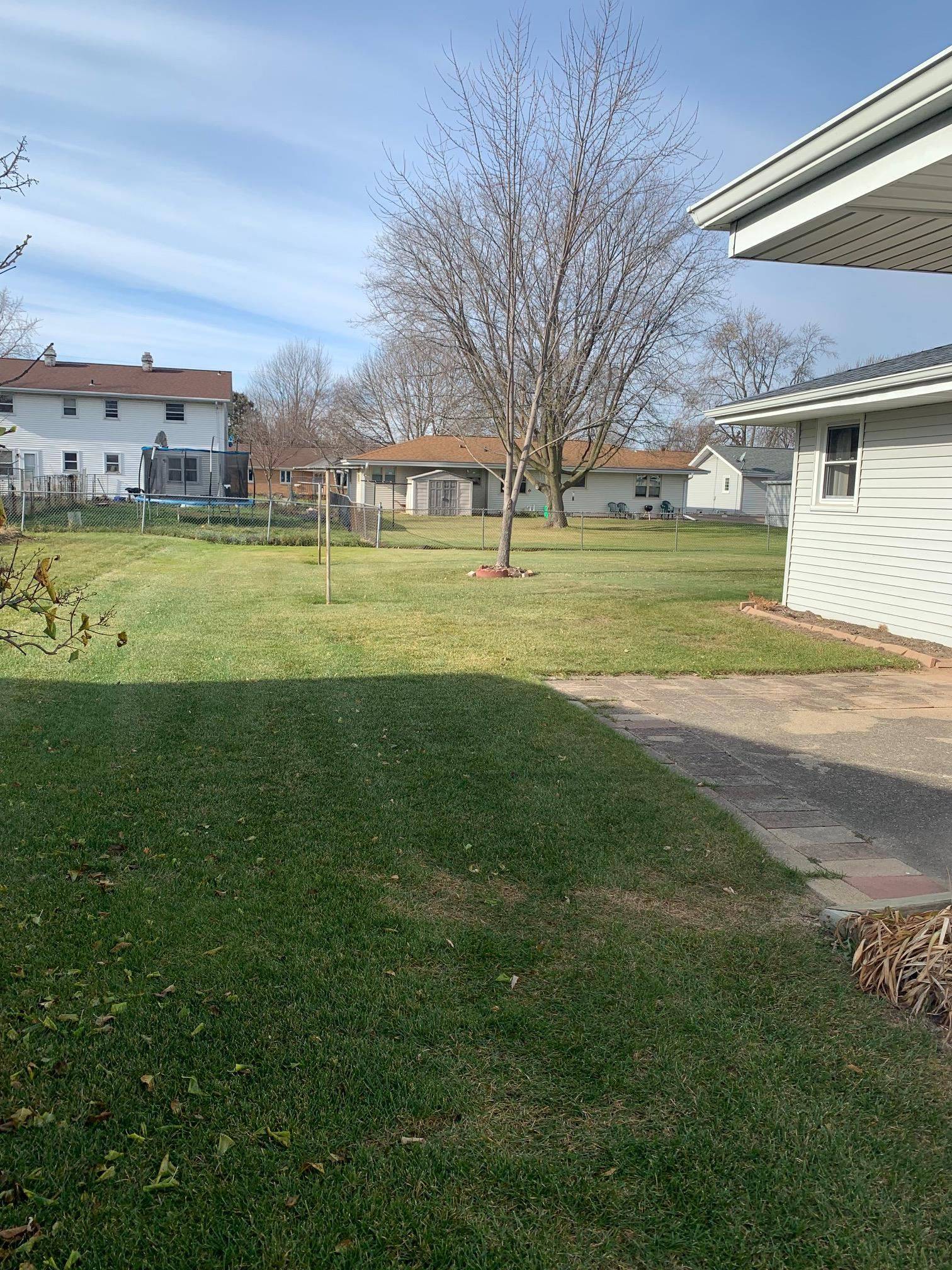 Menasha, WI 54952,820 MELISSA ST