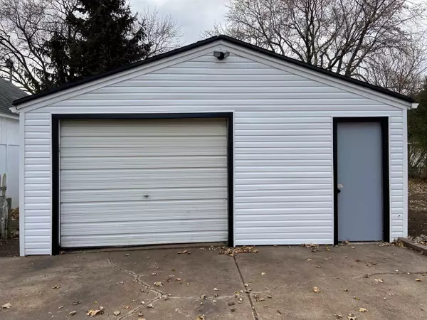 Oshkosh, WI 54901-3024,1513 MT VERNON ST
