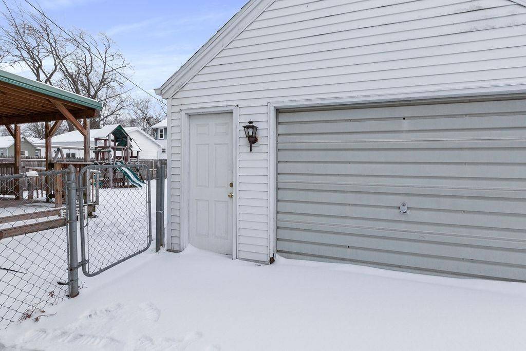 Kaukauna, WI 54130,705 DRAPER ST