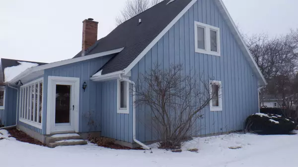 Beaver Dam, WI 53916,801 SCOTT ST