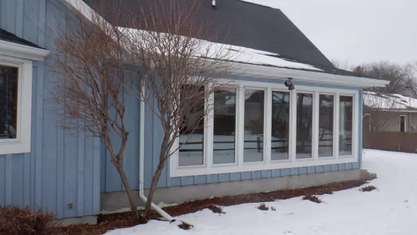 Beaver Dam, WI 53916,801 SCOTT ST