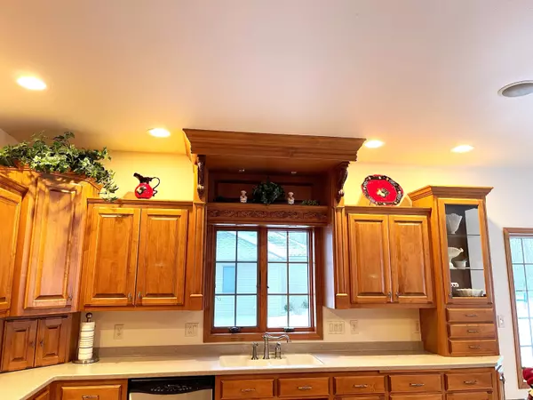 Brillion, WI 54110,953 GOLF VIEW DR