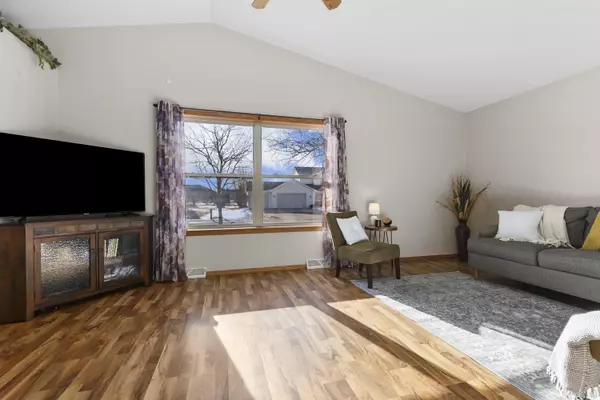 Greenville, WI 54942-8572,W6368 BOONESBOROUGH DR