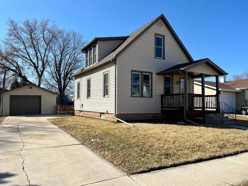 811 MINNESOTA AVE, North Fond Du Lac, WI 54937