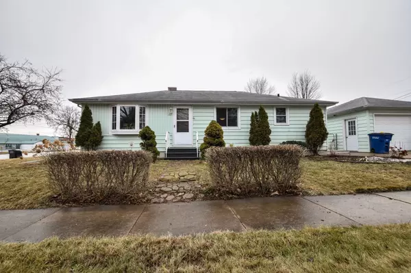 Pulaski, WI 54162-8847,206 PARK ST