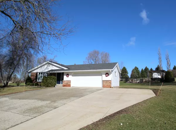 331 E TWEEDY ST, Hustisford, WI 53034-9758