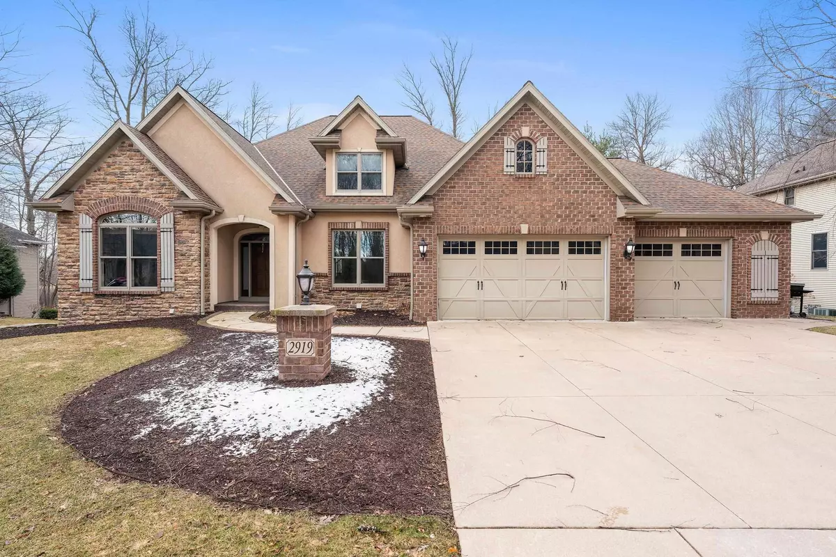 Green Bay, WI 54313-4549,2919 SHELTER CREEK CT