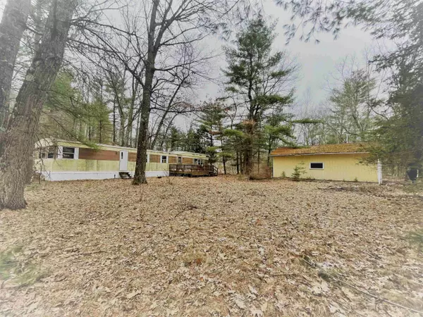 N5986 SHORE DR Q-4 DR, Wallace, MI 49893