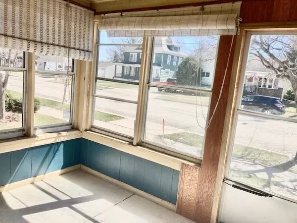 Menasha, WI 54952,824 3RD ST