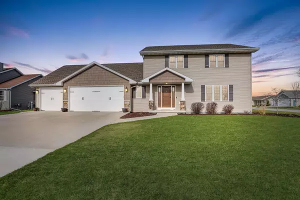 1601 POND VIEW CT, Neenah, WI 54956