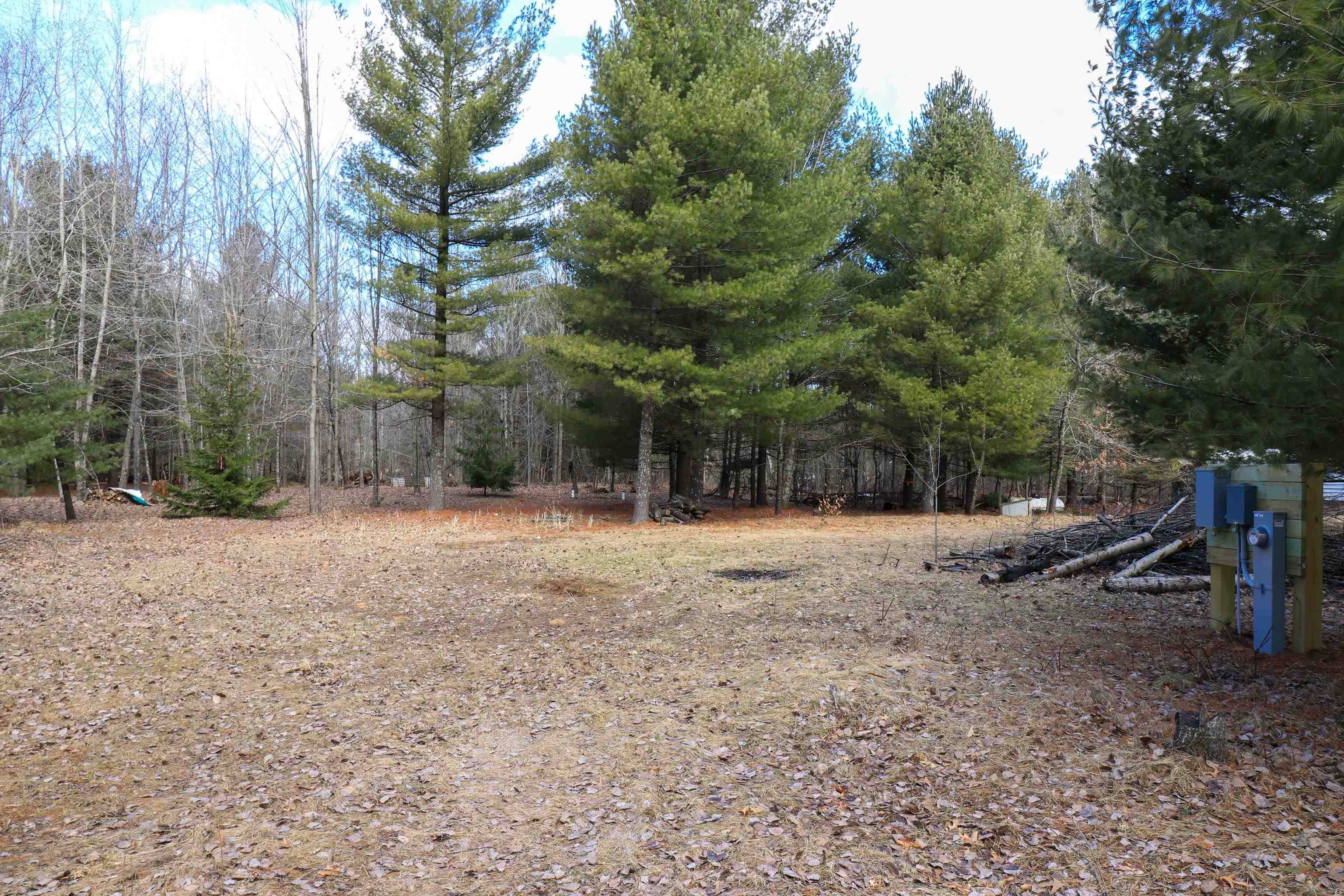 W1645 COUNCIL HILL TRL, Keshena, WI 54135-0000